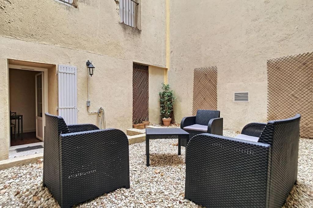 Le Limas - Charme - Wifi - Patio - Rdc Daire Avinyon Dış mekan fotoğraf